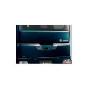 アトレー 700系：純正 バックドアガーニッシュ（メッキ）