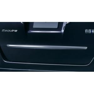 と*も様 エスクァイア 後期リアガーニッシュ 80ヴォクシー 80ノア VOXY トヨタ（TOYOTA） エスクァイア 80系 後期：純正 リヤガーニッシュ