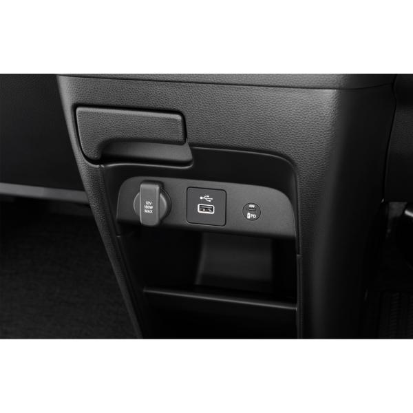 フリード GT系：純正 USB PDチャージャー（フロント用）