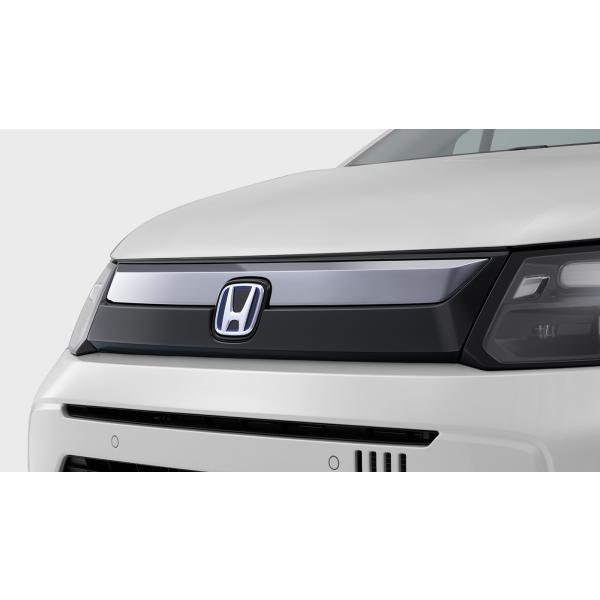 フリード GT系：純正 フロントグリル(ベルリナブラック×クロームメッキ)(エンブレム選択)