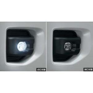 トヨタ（TOYOTA） ○純正部品トヨタ ハイエースフォグランプ
