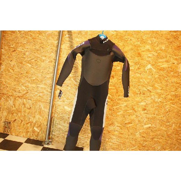 FCS：エフシーエス ノンジップ・フルスーツ 4×3mm BK×PU★メンズML