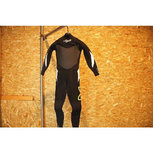 FCS：エフシーエス 【フロントジップ ロングスリーブ スチーマー】 フルスーツ 4×3mm BK/...