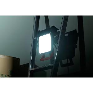 アイリスオーヤマ 置き型 LED 投光器 AC...の詳細画像4