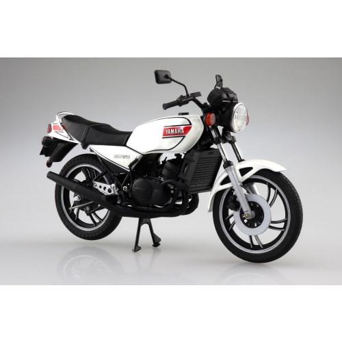 1／12 完成品バイク Yamaha RZ250 ニューパールホワイト (塗装済み完成品)【再販】ミ...