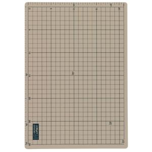OLFA（オルファ） カッターマット A2 OLFA 159B 方眼 1cm刻み 布 作業