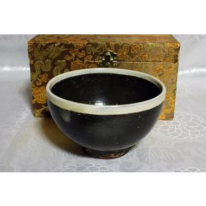 景徳鎮 粉彩九桃図天球瓶 中国 陶磁器 工芸 - アートの友社 : ホーリ