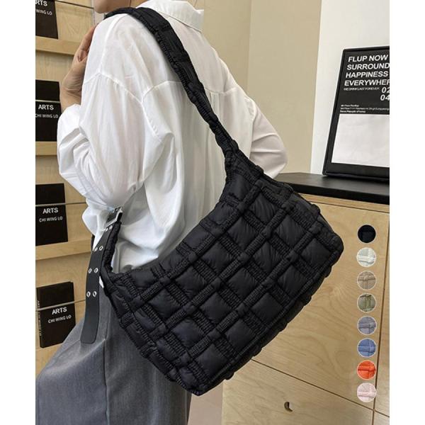キルティングショルダーバッグ大容量軽量鞄