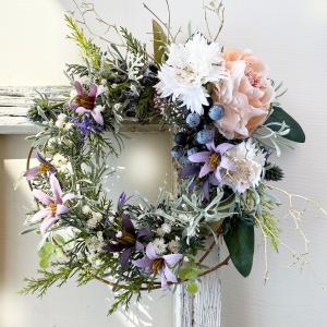 お正月リースオブジェ もち花と薔薇アレンジ nyb-15 : エッセンス