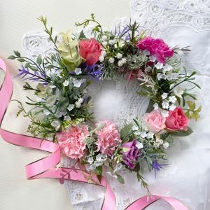 母の日プレゼント カーネーションと薔薇のリース...の詳細画像2