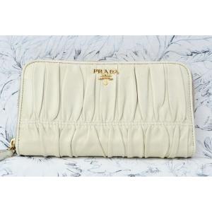 プラダ  長財布 日本未発売 PRADA 1M0506 ラウンドファスナー NAPPA GAUFRE 最高級羊革 BIANCO ホワイト