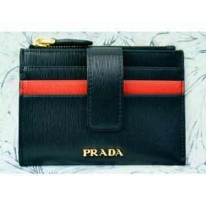 プラダ 財布 日本未発売 PRADA 1MC026 カーフレザー型押し VITELLO MOVE BI 男女兼用 NERO＋LACCA 漆色＋黒｜essenceofstyle