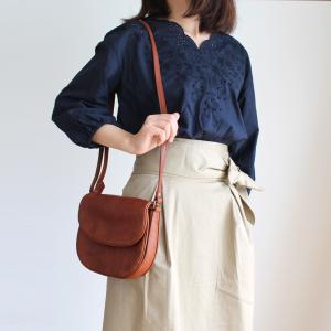 期間限定30 ｏｆｆ ショルダーバッグ 軽量 40代 レディース 斜めがけ ブランド 革 30代 レザー 軽量 母 誕生日プレゼント 女性 30代 40代 50代 60代 還暦祝い Medici Code330v Bizenビゼン