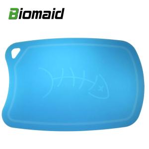 バイオメイド Biomaid TPUカッティングボード キズが付きにくい新素材まな板 ブルー（魚） 抗菌まな板 樹脂まな板 プラスチック｜eurokitchen