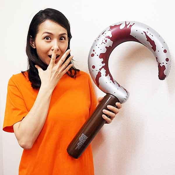 ハロウィングッズ 血付き円月鎌（空気注入タイプ）　Inflatable Weapon Sickle