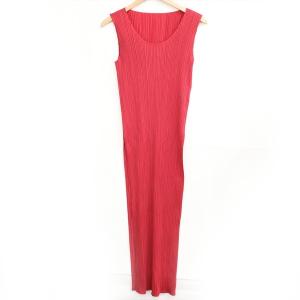 プリーツプリーズ Pleats Please イッセイミヤケ プリーツノースリーブワンピース ロング ポリエステル100 中古 サイズ4 Mo 入手困難 レッド