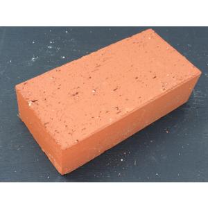 赤レンガ　基本　レンガ　サイズ（約）：210×100×60mm　重さ：2.5kg　