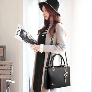 ショルダーバッグ レディース バッグ 斜めがけ ビジネスバッグ