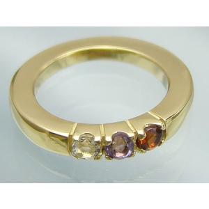 リングに刻印できて3個の宝石が選べるベビーリング サイズの大きなハーモニーリング K18イエローゴー...