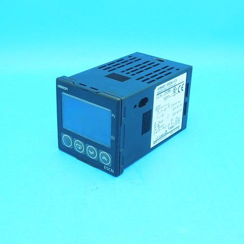 E5CN-RTDU　温度調節器　オムロン　ランクA中古品