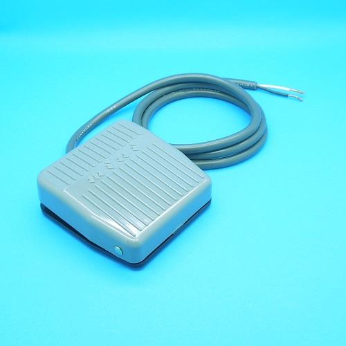 SFKH-1(SFK-1H)　フットスイッチ　国際電業　未使用品