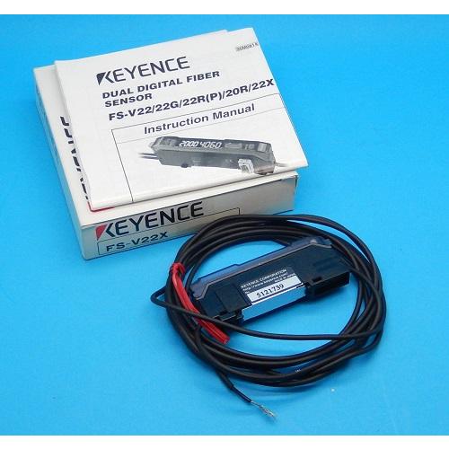 FS-V22X　デジタルファイバアンプ　キーエンス　未使用品