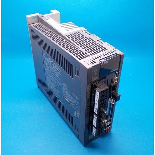 MR-J4-70A　サーボアンプ　三菱電機　ランクB中古品