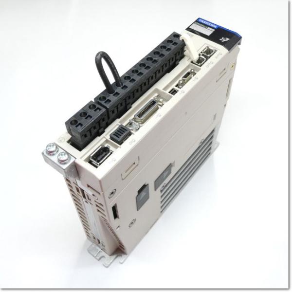 安川電機 サーボパック SGD7S-1R6A20A AC200V 0.2kW MECHATROLIN...