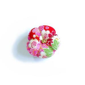 ちりめん細工 ぴょんぴょんうさちゃん（1個） : てづくり 手芸