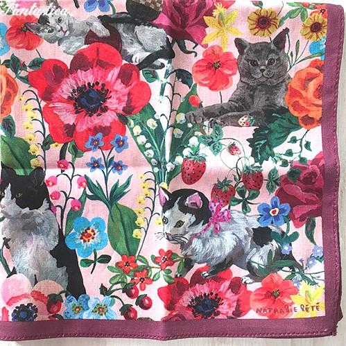 ナタリー・レテ ハンカチ キャット&amp;フラワー 猫たちとお花のハンカチ