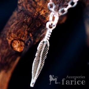 インディアンジュエリー　ビーズ　羽根モチーフ　ペンダントネックレス Indian Jewelry イーグルフェザー&ハートフェザー(鷲の胸羽)立体装飾