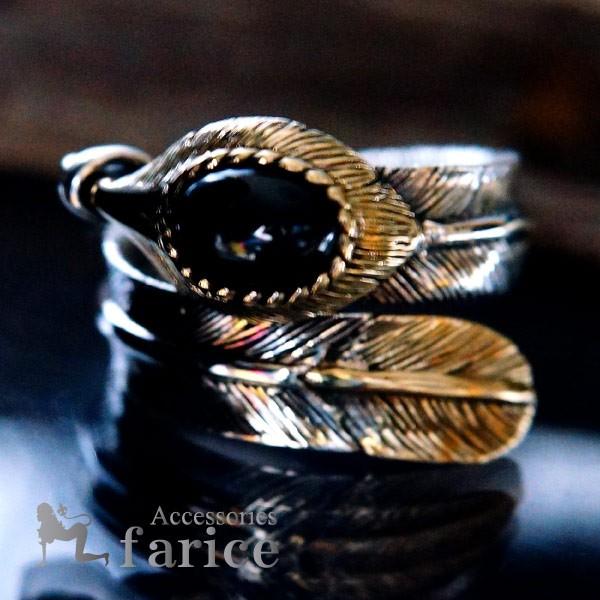 イーグルフェザー・ラウンド型 ブラックスター&amp;ゴールドカラー・ハートフェザー(鷲の胸羽)装飾 インデ...