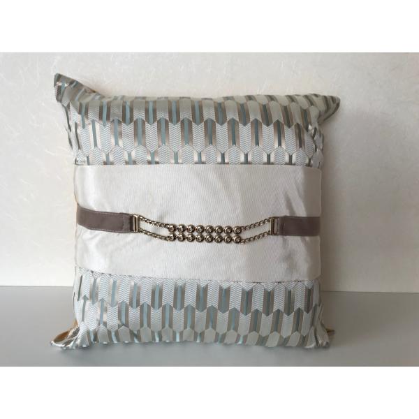 クッション 40*40 白＊シルバー