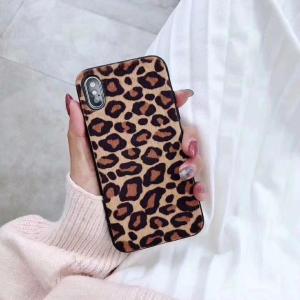 派手ヒョウ柄 【New Open 大 Sale】人気可愛 豹柄　iphoneXR カバー ★個性可愛いデザインが周囲の目を引くこと間違いなし！毛羽立メンズ レディース