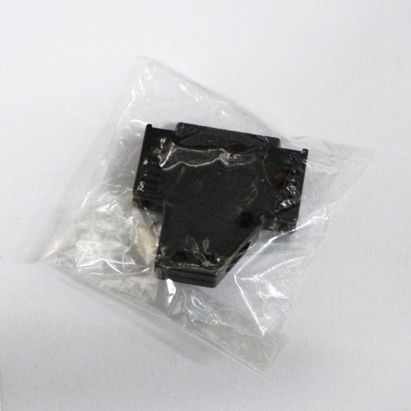 オムロン　C500-CE241　外付コネクタ ハンダ付端子24P+コネクタカバー