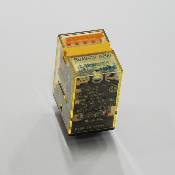 IDEC　RU4S-CR-A200　ユニバーサルリレー　ソルダ端子　ラッチングレバー無　CR付（動作...