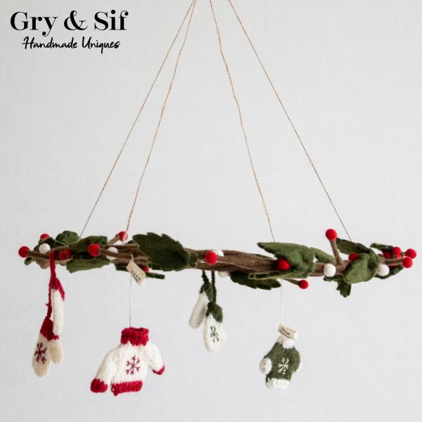 ＼期間限定ポイント10倍／ フライングリース ヒイラギ フェルト 北欧 リース ハンドメイド クリス...