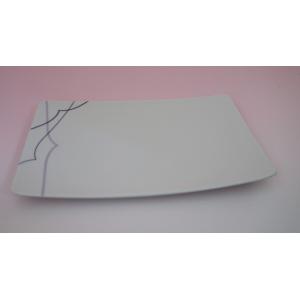 タイ航空　機内食　ファーストクラス長四角皿