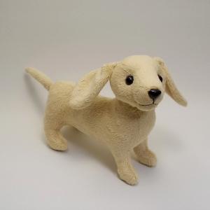 ミニチュアダックスフンドぬいぐるみ（クリーム色）ベージュ 【受注