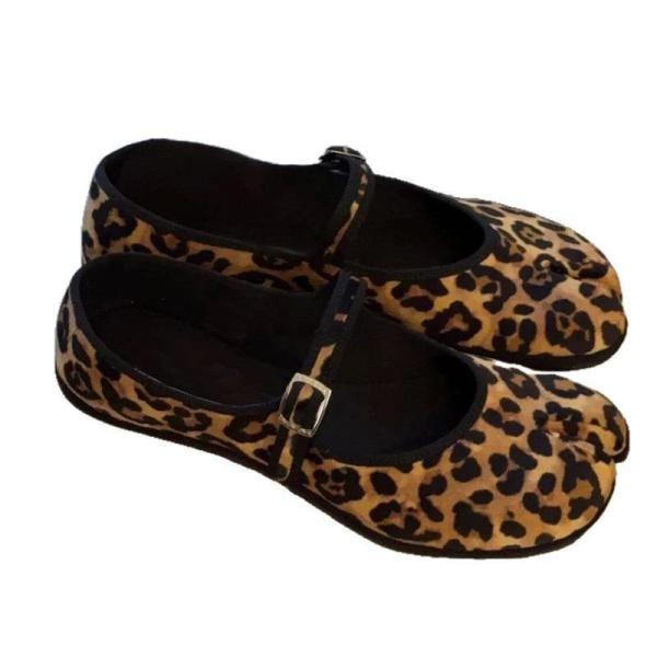 パンプス ベルト 足袋シューズ レディース 豹柄 トラベル スポーティ アースデイ 柔軟性 花見 防...