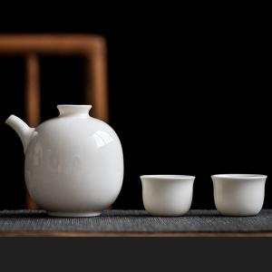 おちょこ 4点セット 総柄 花柄 酒器セット お猪口が4個セット 4色