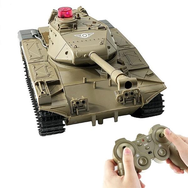 RC 戦車 タンク 装甲戦闘車両 チ ャリオット ラジコンカー 2.4Ghz無線操作 シミュレーショ...