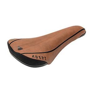 ADEPT アデプト ハイライド サドル ブラウン SDL26301