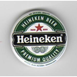 缶バッジ（ハイネケン）