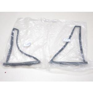 新品 スカイライン R30 4ドアセダン用 クォーターウェザー リア 三角窓 ウェザーストリップ 左...