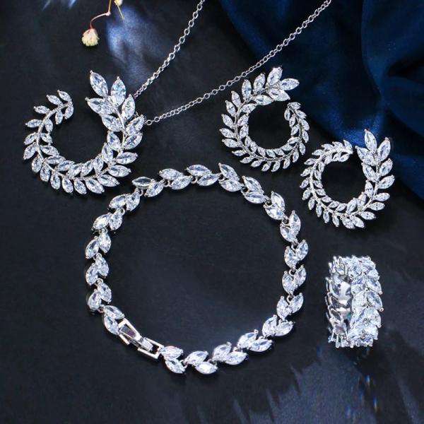 ピアス 指輪 リング ブレスレット ネックレス クリスタル 木の葉 リーフ レディース 4個 エレガ...