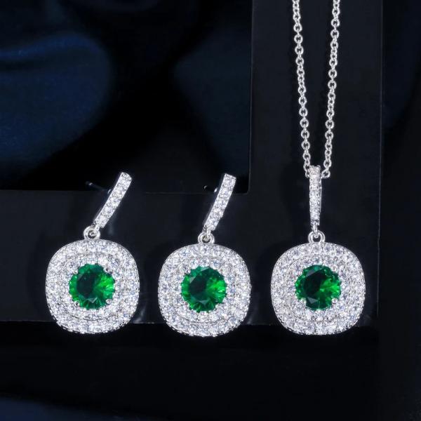 ピアス ネックレス 白 ホワイト 緑 グリーン ジルコニア ゴールド ピック レディース 新しい フ...