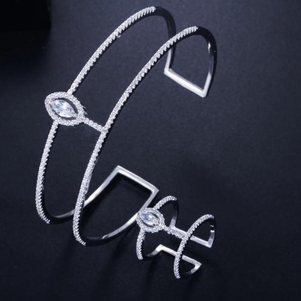 バングル 指輪 リング 白 ホワイト ジルコニア ゴールド ピック レディース 新しい ファッション...