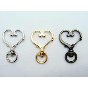 ハート型　アミナスカン　シルバー（ニッケル）　キーホルダー金具/キーホルダーパーツ/キーホルダー/ナスカン/カラビナ/カラビナ　MBS