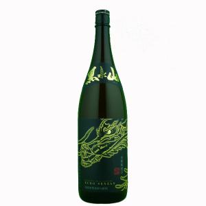 【黒麹ならではのコクとキレ！】　宗政　黒泉山　黒麹　麦焼酎　25度　1800ml｜first19782012